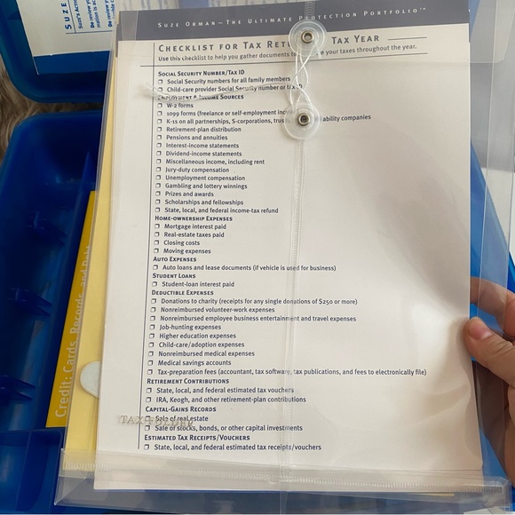 Suze Orman’s Protection Portfolio Financial Organizing Box - Picture 7 of 11